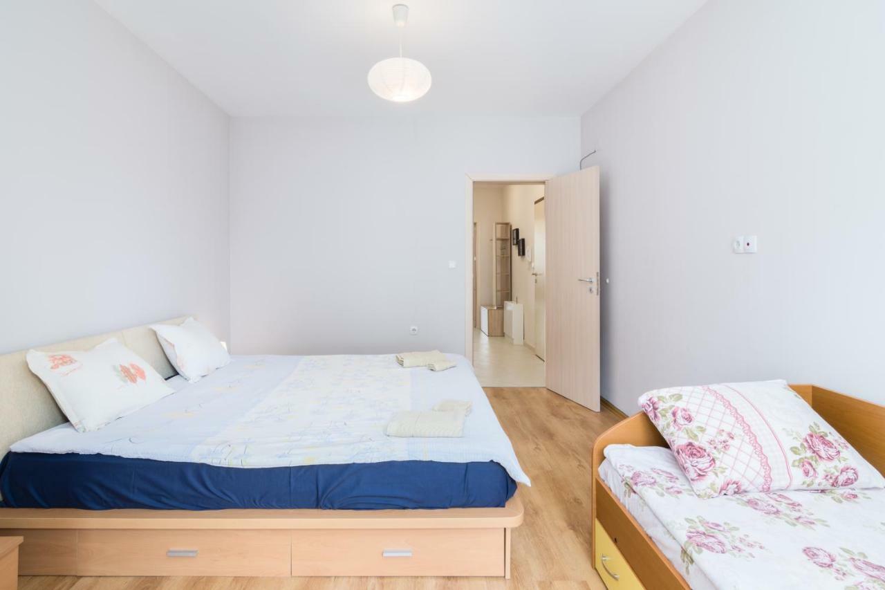 Vitosha View One Bedroom Apartment By Flat Mаnager София Экстерьер фото